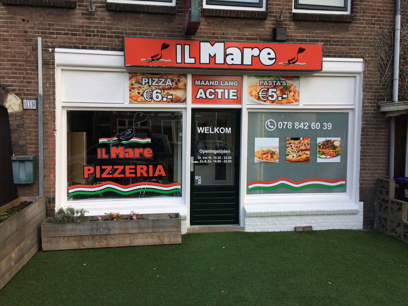 Lichtreclame Rotterdam, verlicht bord Il Mare Pizzeria